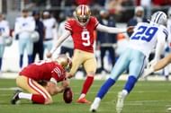 Robbie Gould of the San Francisco 49ers kicks a field goal